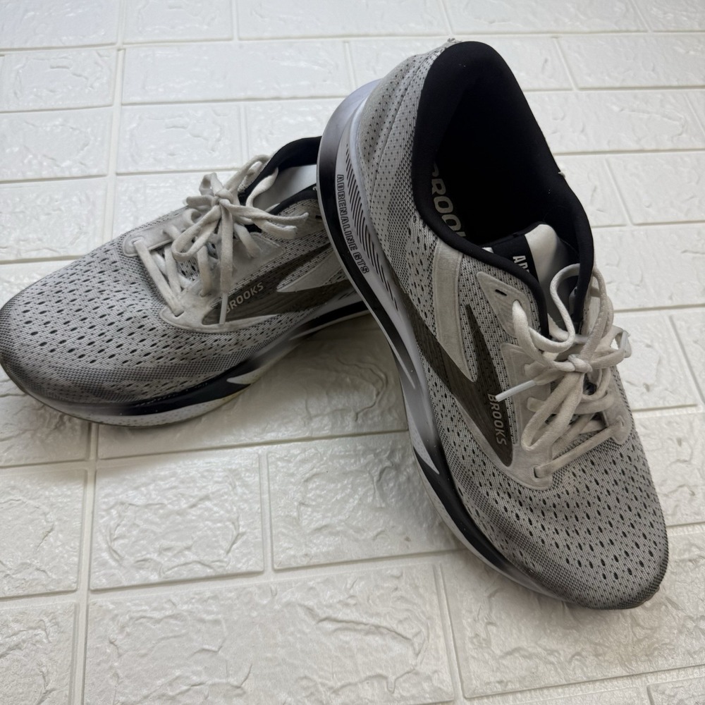 Brooks Adrenaline GTS 24 Men’s Running Shoes White Black Gray Size 11